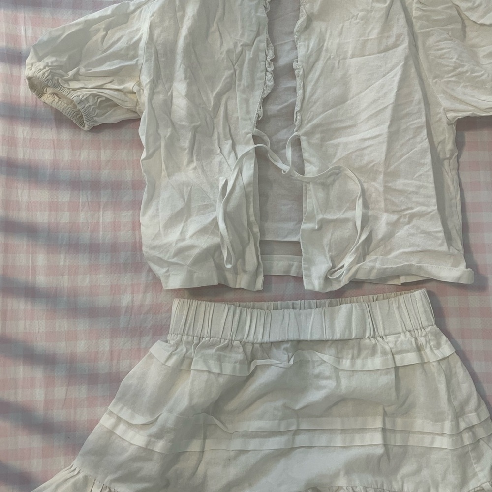 Mable top and skirt set